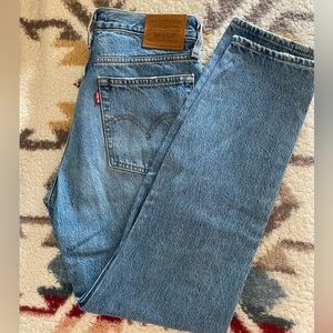 Levi’s Wedgie Jeans